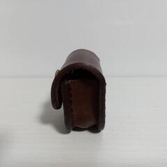 バイクツーリング用 ハンドメイドレザーコインケース(ブラウン)の画像