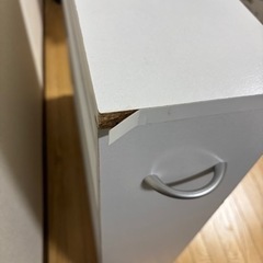 【無料】キャスター付き本棚収納の画像
