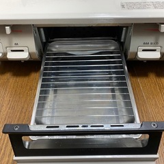 リンナイ ガスコンロ ガステーブル 幅約60cm 片面焼グリル プッシュ点火 右強火力 都市ガス用 ベージュ KG67BER/13Aの画像