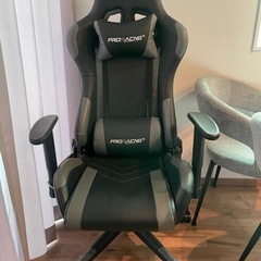 ゲーミングチェア
