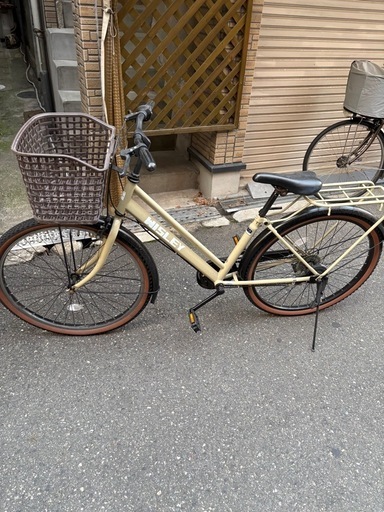 シティーバイク　6段変速　太めタイヤ