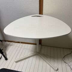 【4月23日まで】IKEA コーヒーテーブル ノートPCスタンド
