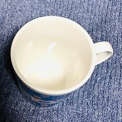 新品未使用　陶器製　マグカップ　ブルー　ピンク　イエロー　花柄　かわいいの画像