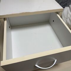 木製２段引き出し棚の画像