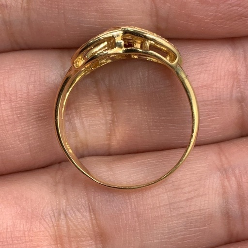 K18 ダイヤモンドリング　ココマーク　モチーフ　3.4g 0.12ct