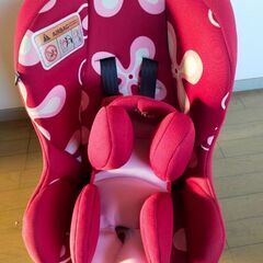 赤ちゃんから使えるチャイルドシート