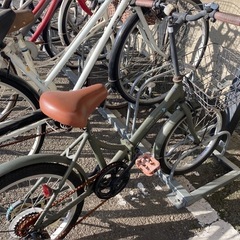 折りたたみカーキ色　自転車