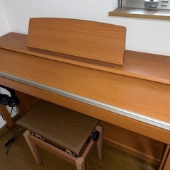 電子ピアノ