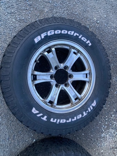 プラド120系　BFgoodrich T/A BFグッドリッチ LT265/65/R17 タイヤ