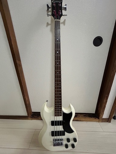 決まりました。Edwards LUNA SEA jモデル　ベース