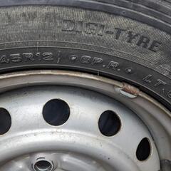 145R12 6P.R. 12インチ？　軽バン　タイヤ付きホイールの画像