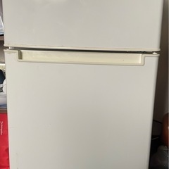 冷蔵庫(2ドア冷凍冷蔵庫 refrigerator AT-RF85B (WH) ホワイト【2ドア /右 開きタイプ/85L【ビックカメラグループオリジナル】)の画像
