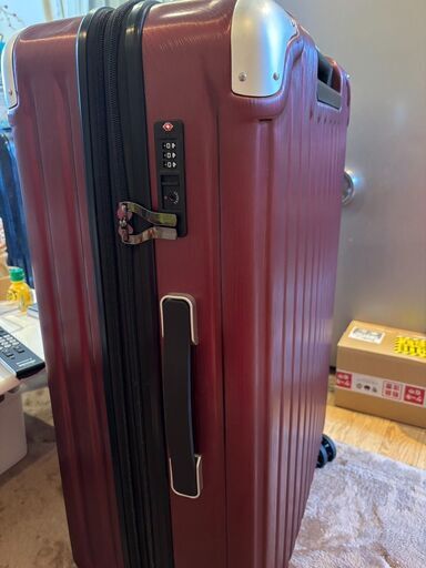 ほぼ新品スーツケースお売りします（引き取り希望）
