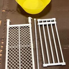 本日限定早いもの勝ちセットニトリ　大きめバスケット！強化耐荷重ラックと普通の突っ張り棒のセットです！キッチン部屋クローゼット玄関洗面所トイレガレージdiyの画像