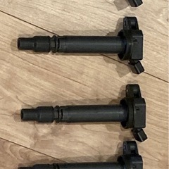 DENSOイグニッションコイル　NGKスパークプラグプラグ　各4個　 トヨタ車純正の画像
