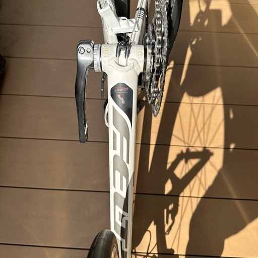 クロスバイク F E L T V110F