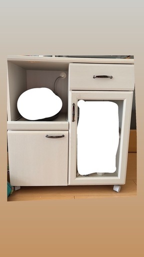 食器棚　炊飯器置き