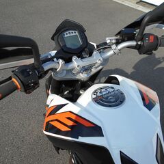 KTM  DUKE  ２００　新車に近い　常識の範囲で値引きしますの画像