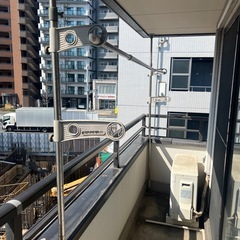 物干し竿3本セットと物干し竿用突っ張り棒