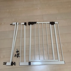 ベビーゲート