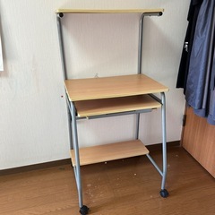 パソコンラック