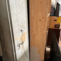 カラーボックス　高さ180センチほどの画像
