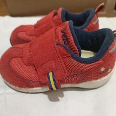 13.5  アシックス　ASICS　幅広め　赤　スクスク　の画像