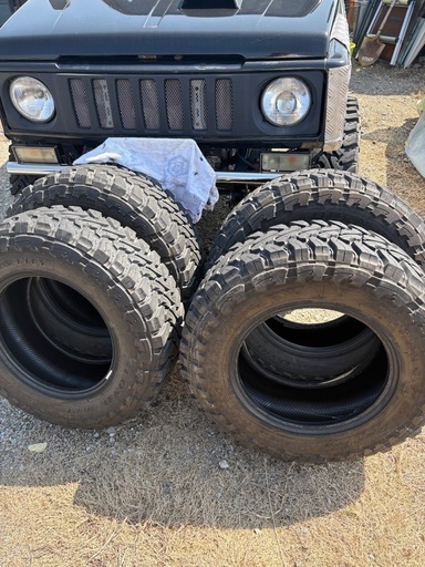 TOYOトーヨーオープンカントリーMT 265 70 17プラド　ジムニー