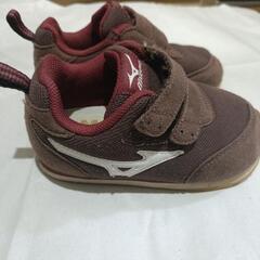 15.5　ミズノ　茶色　ブラウン　幅広め　保育園　幼稚園の画像