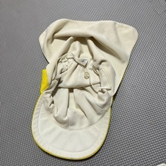 園　帽子　黄色　白の画像