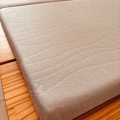 テンピュール　折り畳みマットレス セミダブル の画像