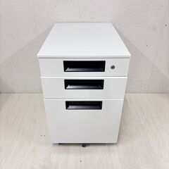  22857  【在庫3】キャスター,鍵付3段ワゴン　スチールチ...