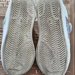 子供用 白 スニーカーの画像