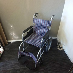 日進医療器 NEO-2 介助式車椅子 ノーパンクタイヤ