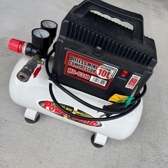 コンプレッサー 小型　10Ｌ