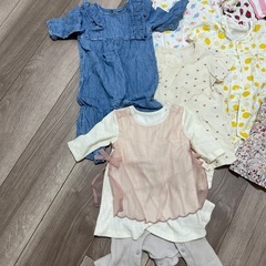 女の子ベビー服の画像
