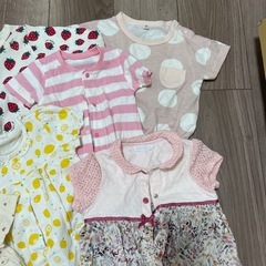 女の子ベビー服の画像