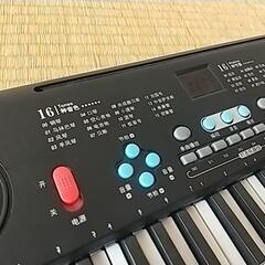 差し上げます　おもちゃ電子ピアノ　電源無しの画像