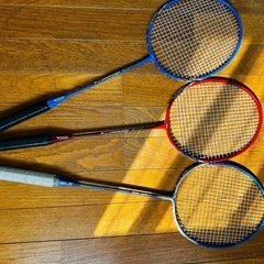 ヨネックス　バドミントンラケットまとめ売りの画像