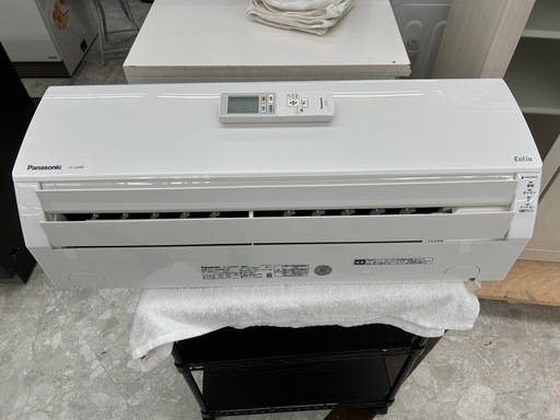 【取り付け工事不可•室外機付き】Panasonic ルームエアコン　CS-J220D-W 2021年製