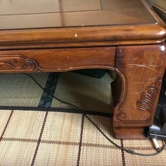 大きめのコタツテーブルの画像
