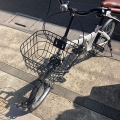 【組み立て済み& 65%OFF】折りたたみ自転車 20インチ シマノ6段変速 軽量 通勤通学 206-1B【ホワイト】の画像