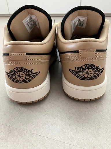 受渡し決定　NIKE AIR JORDAN 1 LOW DESERT 26cm 新品未使用品