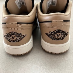 受渡し決定　NIKE AIR JORDAN 1 LOW DESERT 26cm 新品未使用品の画像