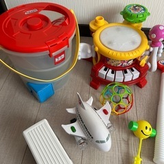 おもちゃ　まとめて　0歳から幼稚園児向けの画像