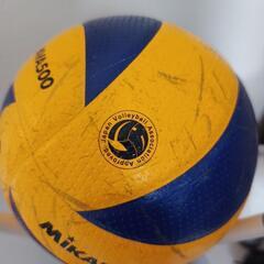【お譲り先決定】ミカサ　バレーボール4号（軽量）の画像