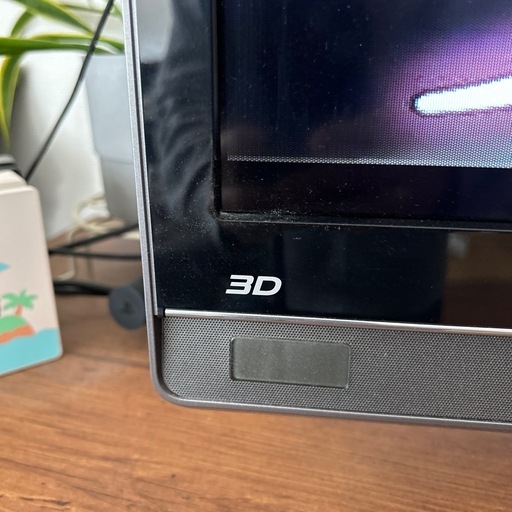 シャープ　AQUOS 60インチ