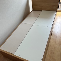 シングルベッドフレーム(ヴァイン 深型/LBR)
