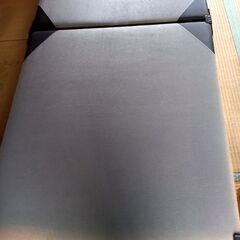 折りたたみシングルベッドの画像