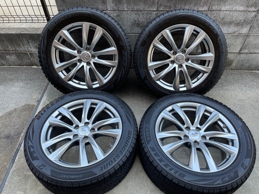 日産インフィニティ　フーガ純正ハイグロス
18インチスタッドレスセット